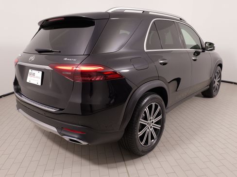 Used 2024 Mercedes-Benz GLE 450e 4MATIC image 13