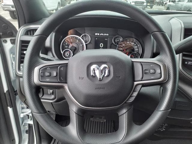New 2024 RAM 3500 Tradesman w/ Chrome Appearance Group AWD/4WD image 14