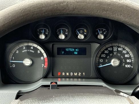 Used 2014 Ford F250 XLT w/ Snow Plow Prep Package AWD/4WD image 23