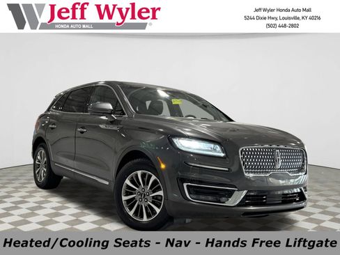 Used 2020 Lincoln Nautilus Reserve image 1