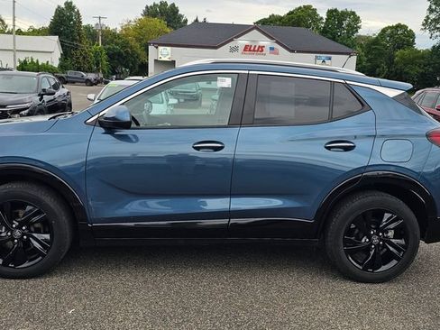 Used 2024 Buick Encore GX Sport Touring AWD/4WD image 4