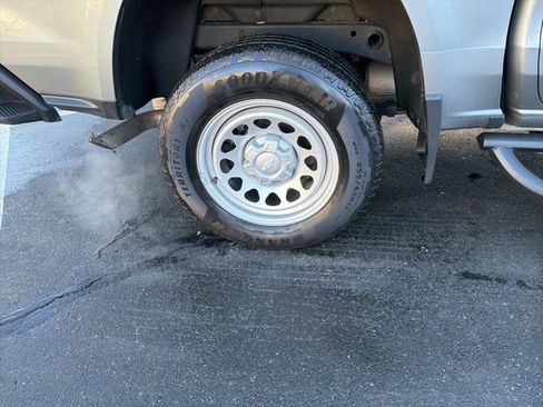 Used 2023 Chevrolet Colorado W/T w/ WT Convenience Package image 10