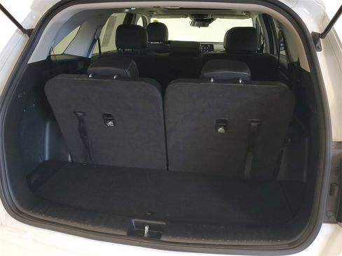 Used 2023 Kia Sorento S w/ Panoramic Sunroof Package image 26