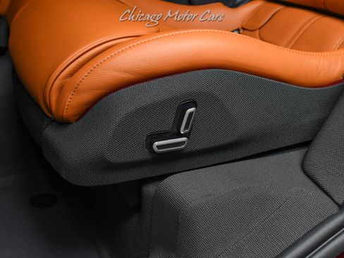 Used 2026 Ferrari Purosangue AWD/4WD image 32