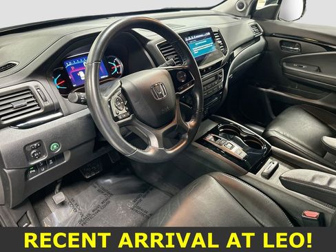 Used 2021 Honda Pilot Touring image 9
