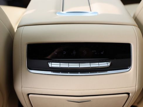 Certified 2022 Cadillac Escalade Premium Luxury image 26