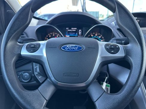 Used 2016 Ford Escape SE image 20