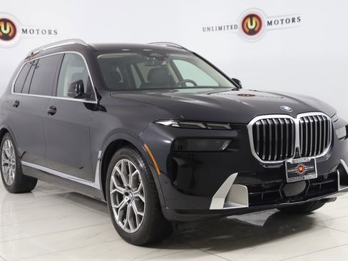 Used 2023 BMW X7 xDrive40i w/ Premium Package image 22