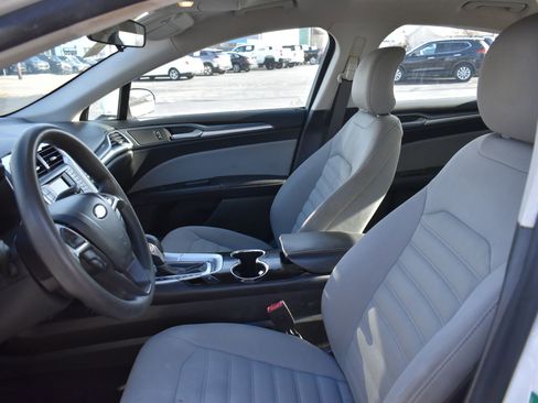 Used 2015 Ford Fusion S image 14