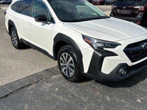 Certified 2024 Subaru Outback Premium AWD/4WD image 1