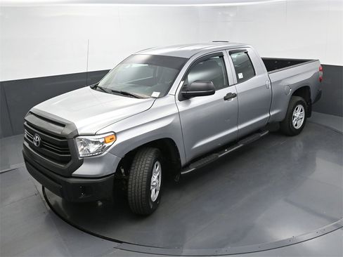 Used 2015 Toyota Tundra SR image 25