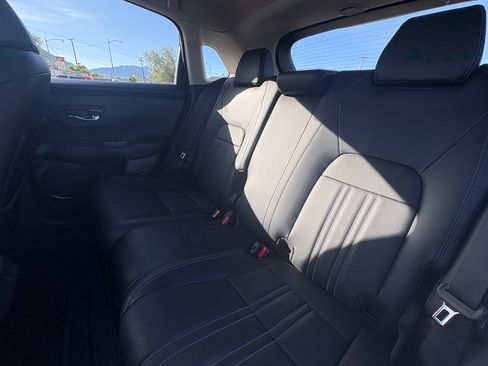 Used 2024 Honda HR-V EX-L image 15