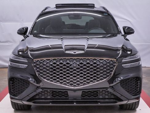 Certified 2025 Genesis GV70 3.5T Sport w/ Sport Advanced Package image 4