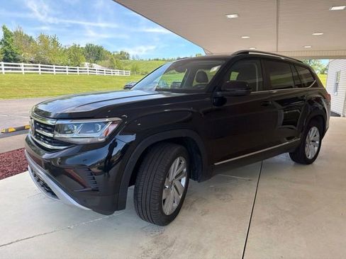 Used 2021 Volkswagen Atlas SEL AWD/4WD image 4