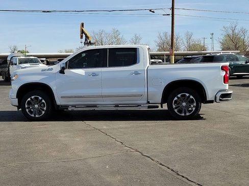 Used 2023 Chevrolet Silverado 1500 High Country w/ Z71 Off-Road Package image 2