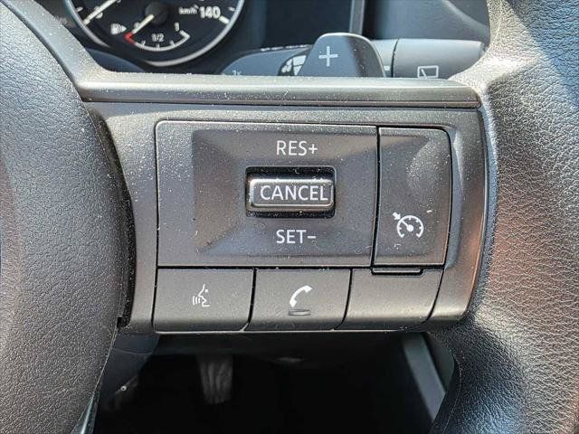 Used 2024 Nissan Rogue S AWD/4WD image 31
