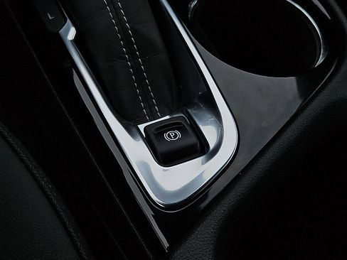 Certified 2023 Buick Encore GX Preferred FWD image 24
