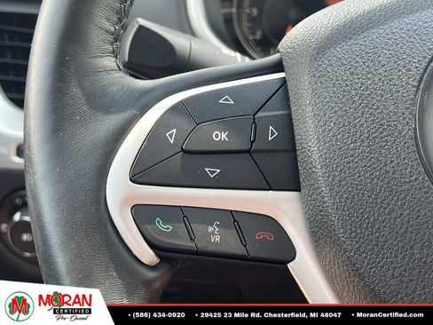 Used 2016 Jeep Cherokee Overland AWD/4WD image 24