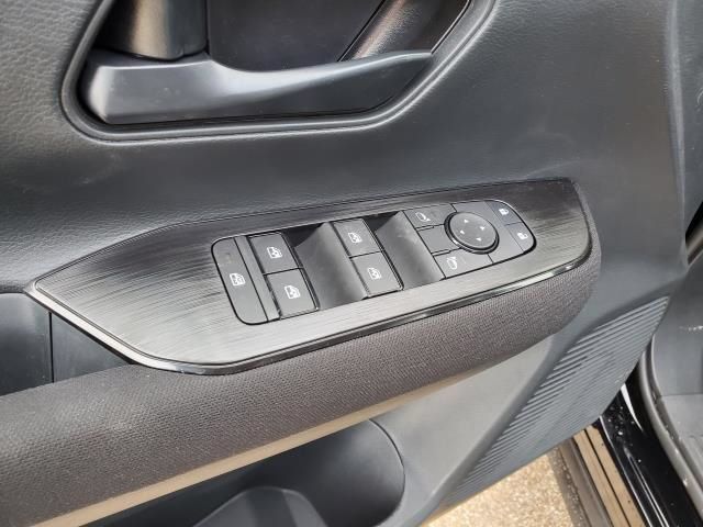 Used 2026 Nissan Kicks S FWD image 18