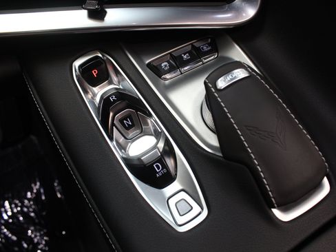 Used 2023 Chevrolet Corvette Stingray Preferred Conv w/ Z51 Performance Package RWD image 42