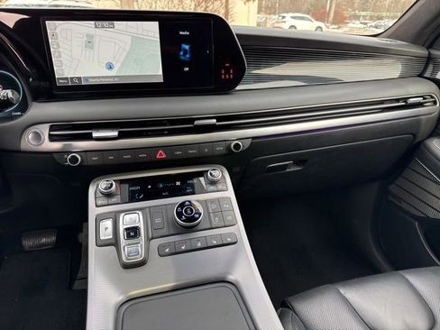 Used 2023 Hyundai Palisade Calligraphy w/ Cargo Package image 22