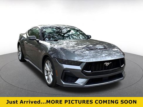 Used 2025 Ford Mustang GT Premium image 1
