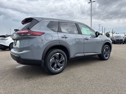 New 2026 Nissan Rogue SV image 5