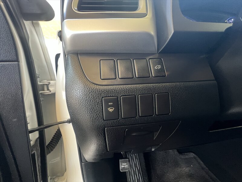 Used 2014 Toyota Highlander Plus FWD image 23