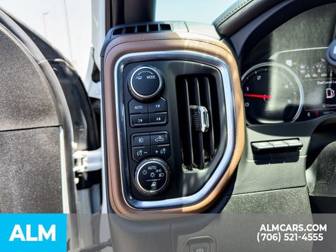 Used 2021 Chevrolet Silverado 3500 High Country AWD/4WD image 31