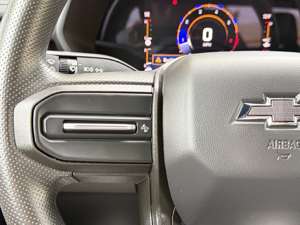 Used 2023 Chevrolet Colorado Trail Boss AWD/4WD image 20