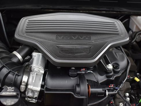 Certified 2024 Cadillac XT6 Premium Luxury w/ LPO, Floor Liner Package image 40