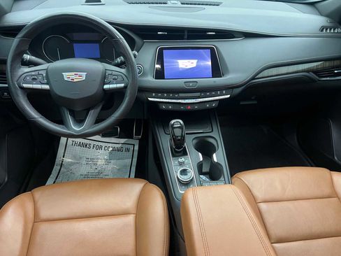 Used 2020 Cadillac XT4 Sport image 25