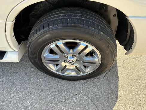 Used 2009 Mercury Mountaineer Premier image 55