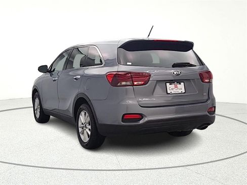 Used 2020 Kia Sorento LX image 6