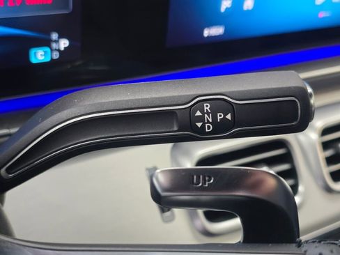 New 2025 Mercedes-Benz GLE 53 AMG 4MATIC image 16