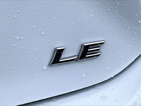 Certified 2025 Toyota Camry LE image 9