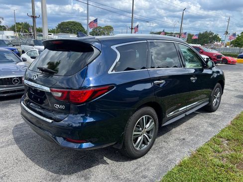 Used 2020 INFINITI QX60 Luxe w/ Essential Package FWD image 5