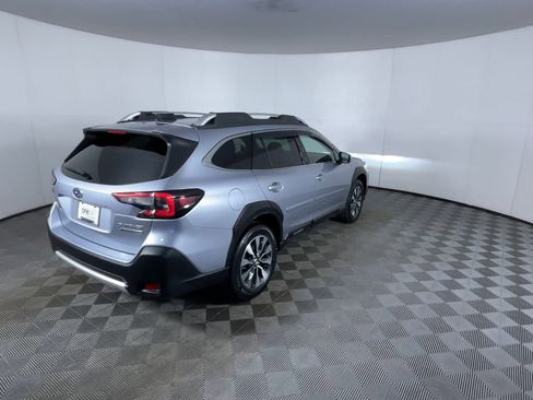 Used 2023 Subaru Outback Touring XT image 8
