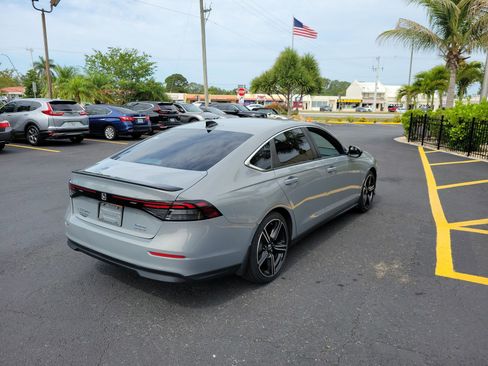 Used 2024 Honda Accord Sport image 6