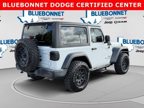Used 2018 Jeep Wrangler Sport AWD/4WD image 5