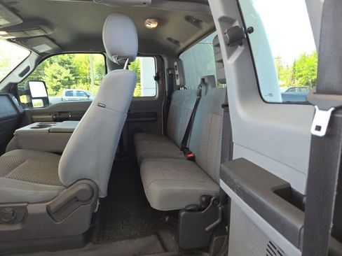 Used 2012 Ford F250 XLT w/ XLT Interior Pkg AWD/4WD image 32