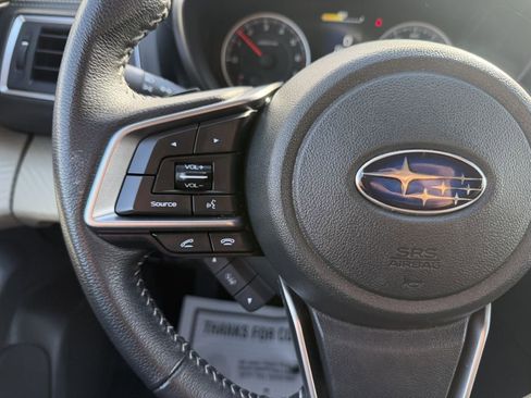 Used 2022 Subaru Ascent Premium w/ Convenience Package image 16