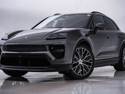 New 2025 Porsche Macan 4S Electric