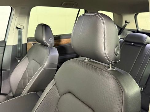 Used 2024 Volkswagen Atlas SE FWD image 6