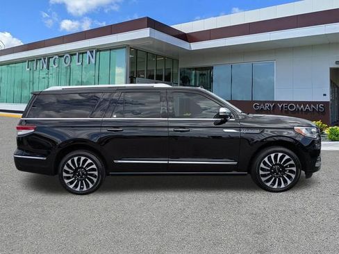 Certified 2024 Lincoln Navigator L Black Label AWD/4WD image 3