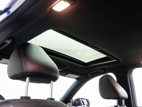 Used 2019 INFINITI Q50 Red Sport 400 w/ Sensory Package image 19