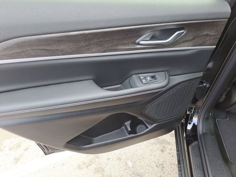 New 2026 Jeep Grand Cherokee L Laredo image 18