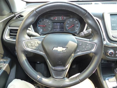 Used 2018 Chevrolet Equinox LT AWD/4WD image 44