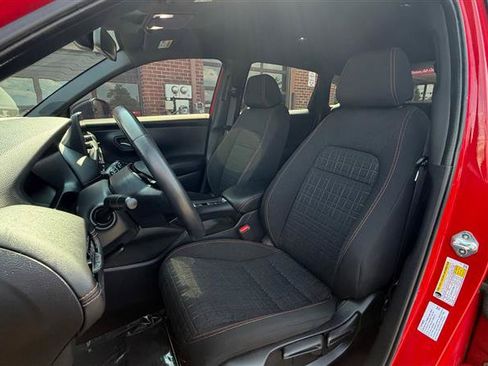Used 2024 Honda HR-V Sport image 27