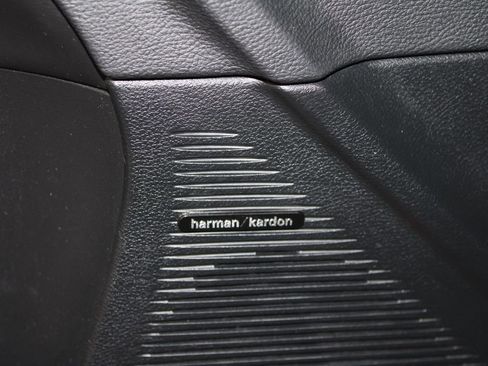 Used 2016 Dodge Challenger R/T Scat Pack w/ Leather Interior Group image 33